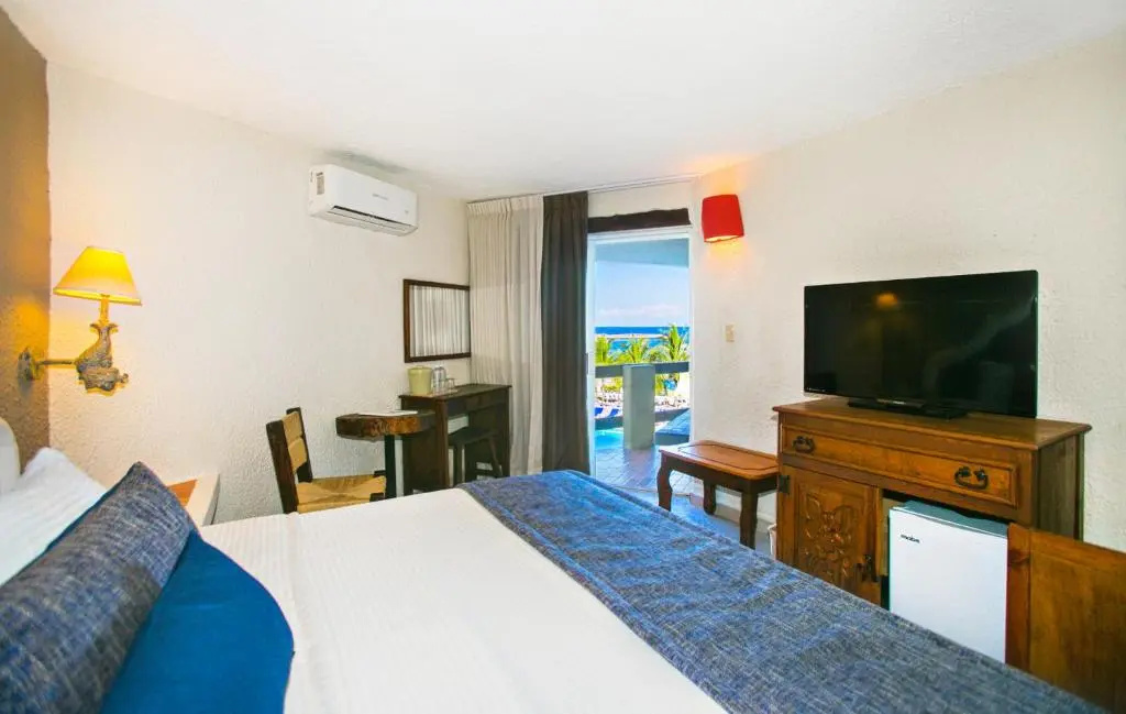 Casa del Mar Cozumel Hotel & Dive Resort with Beach Club access included - Chambres