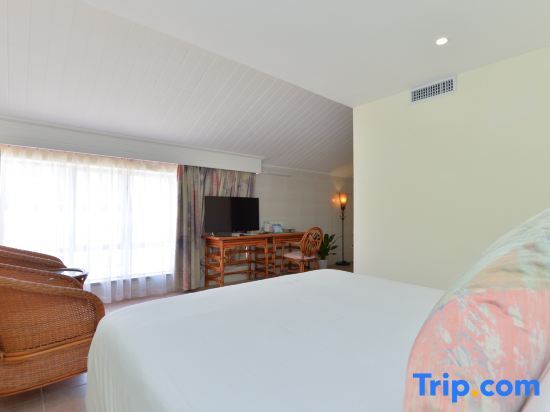 Golden Palm Resort