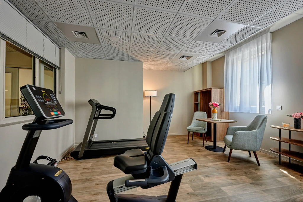 Hotel photo 12