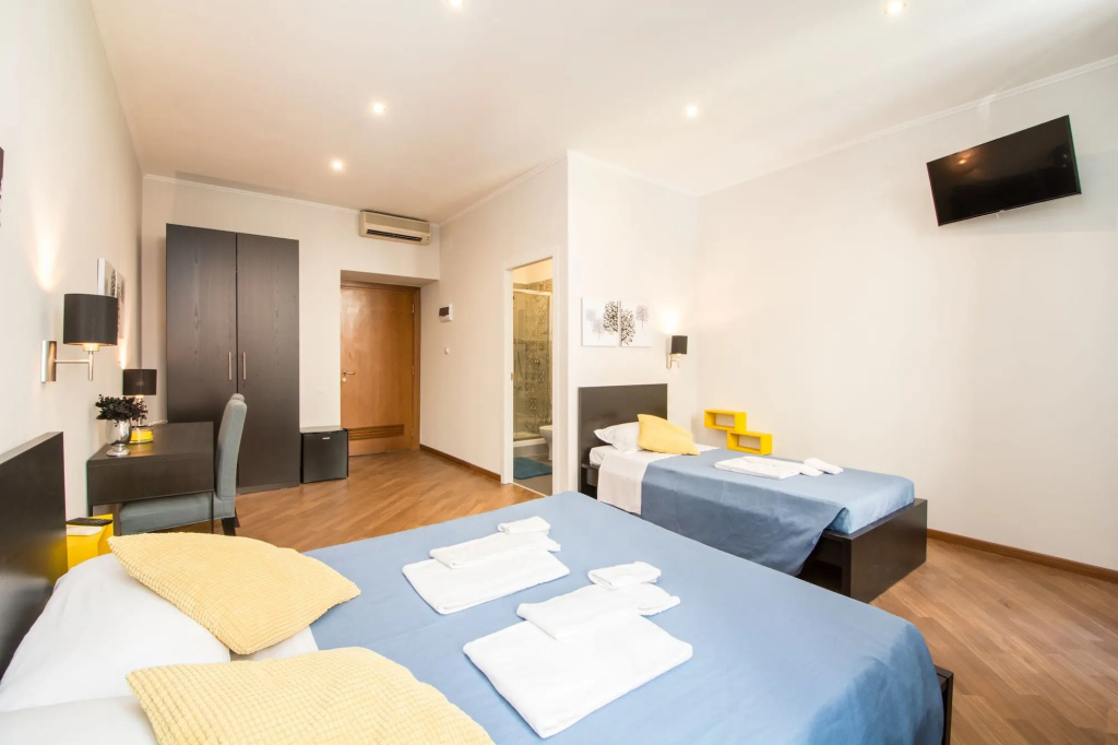 Hotel photo 8
