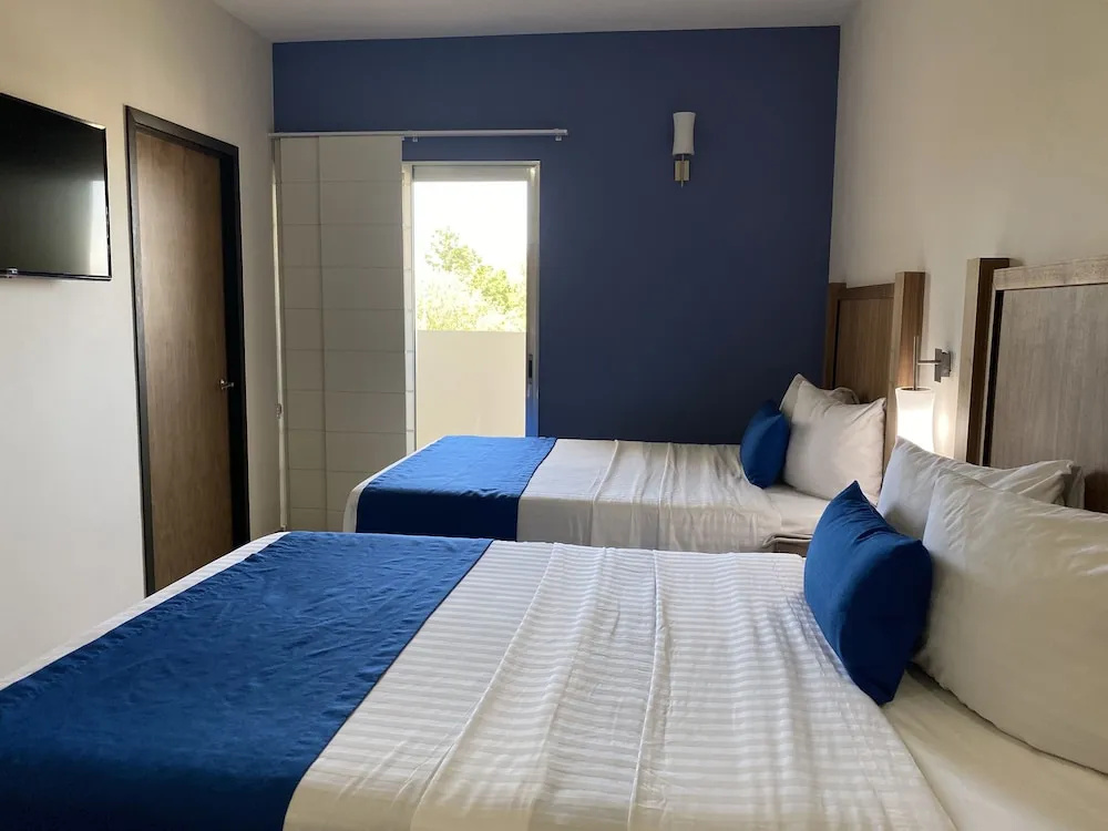 Superior Double room (full double bed)