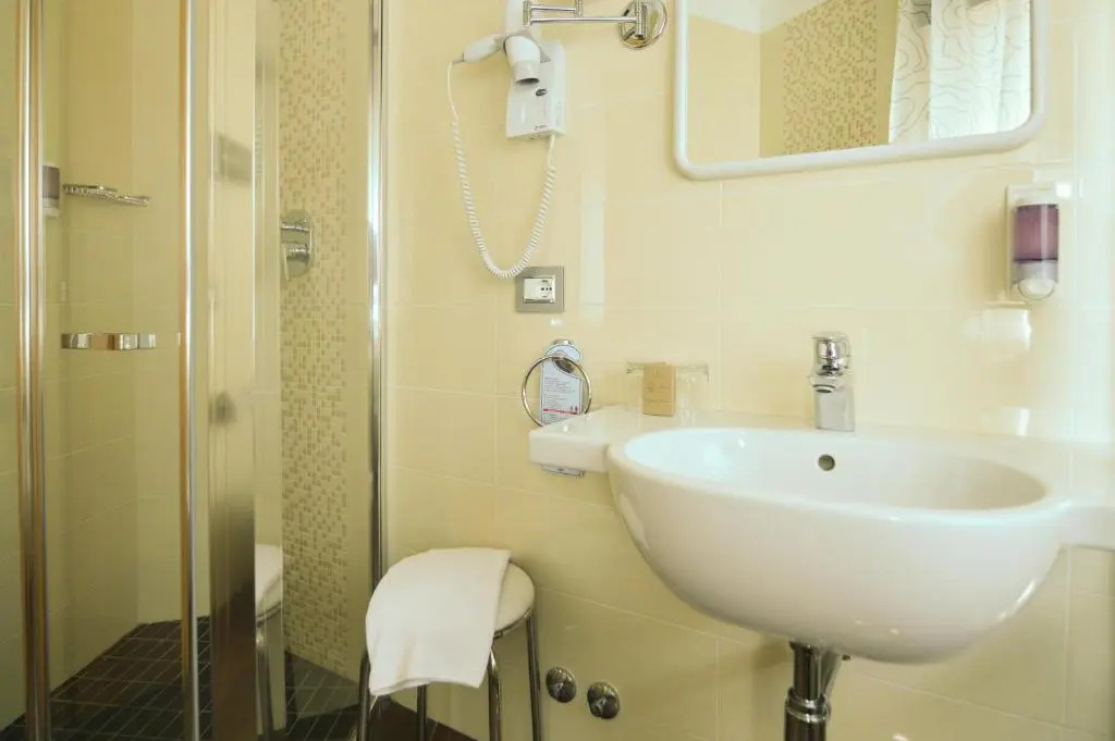 International Beach Hotel - Chambres