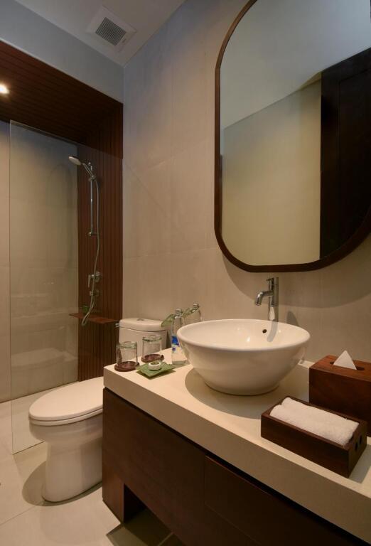 Japa Suites & Villas