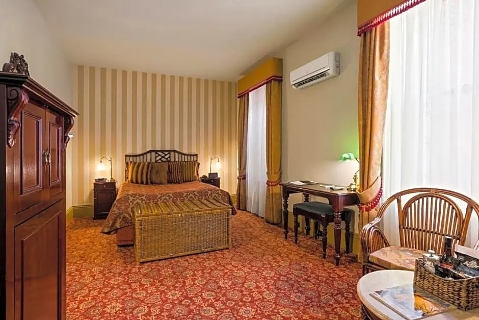 Hadley's Orient Hotel - Chambres