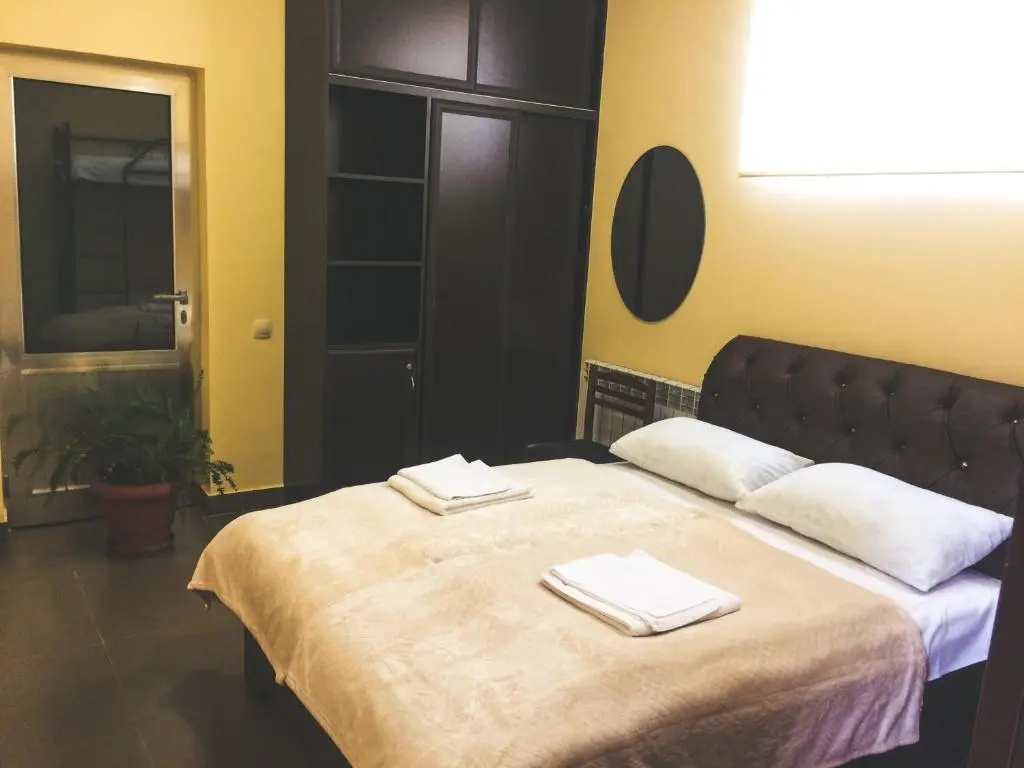 Economy room