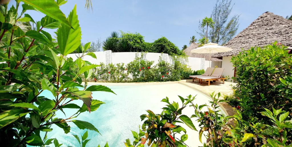 ARYA Boutique Resort