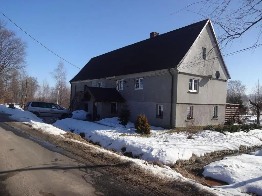 Pokoje Gościnne Przy Lesie