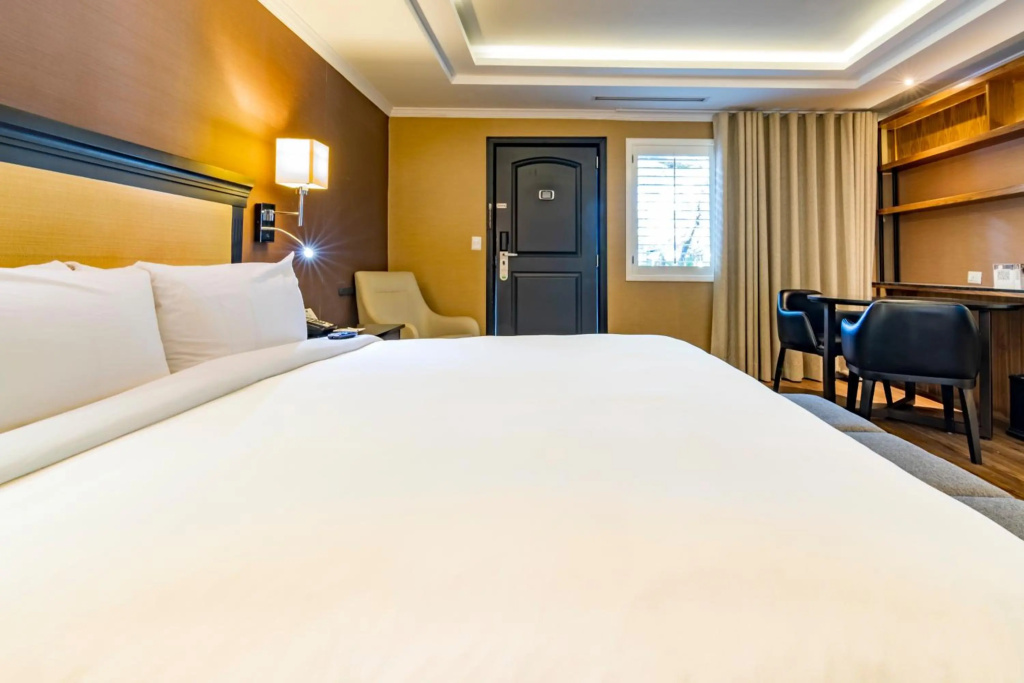 Hotel Lucerna Mexicali — 3