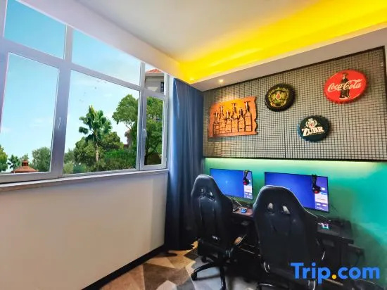 Bed in Dorm (female dorm)