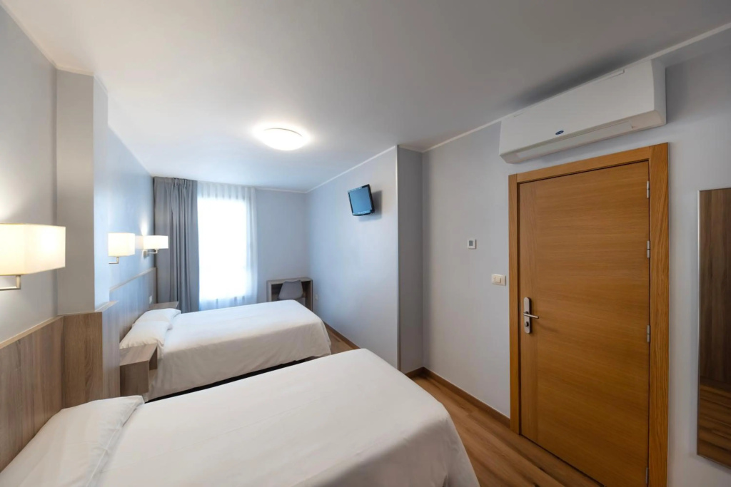 Hotel photo 20