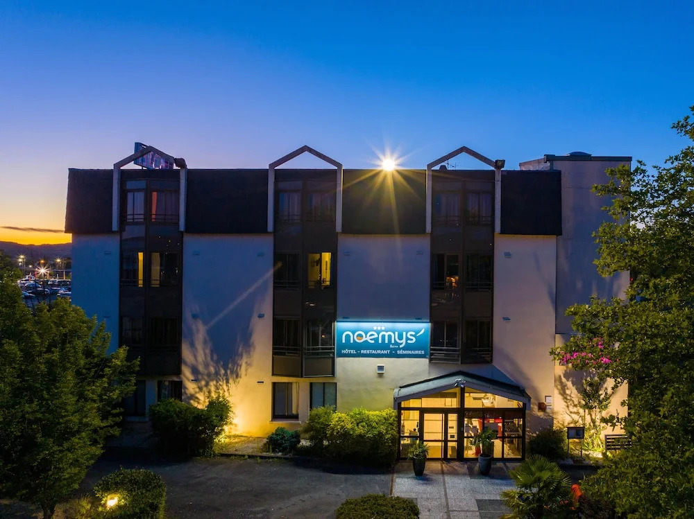 Noemys Brive — фото