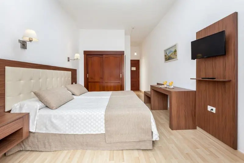 Hotel Don Manolito — 2