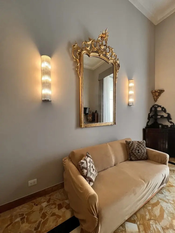 Deluxe Suite with balcony and with city view