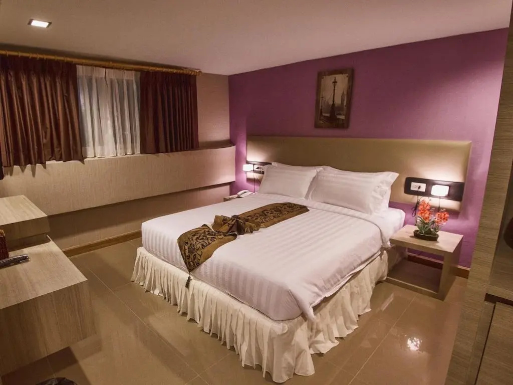 Superior Double room (full double bed)