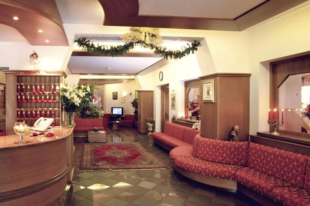 Hotel photo 2