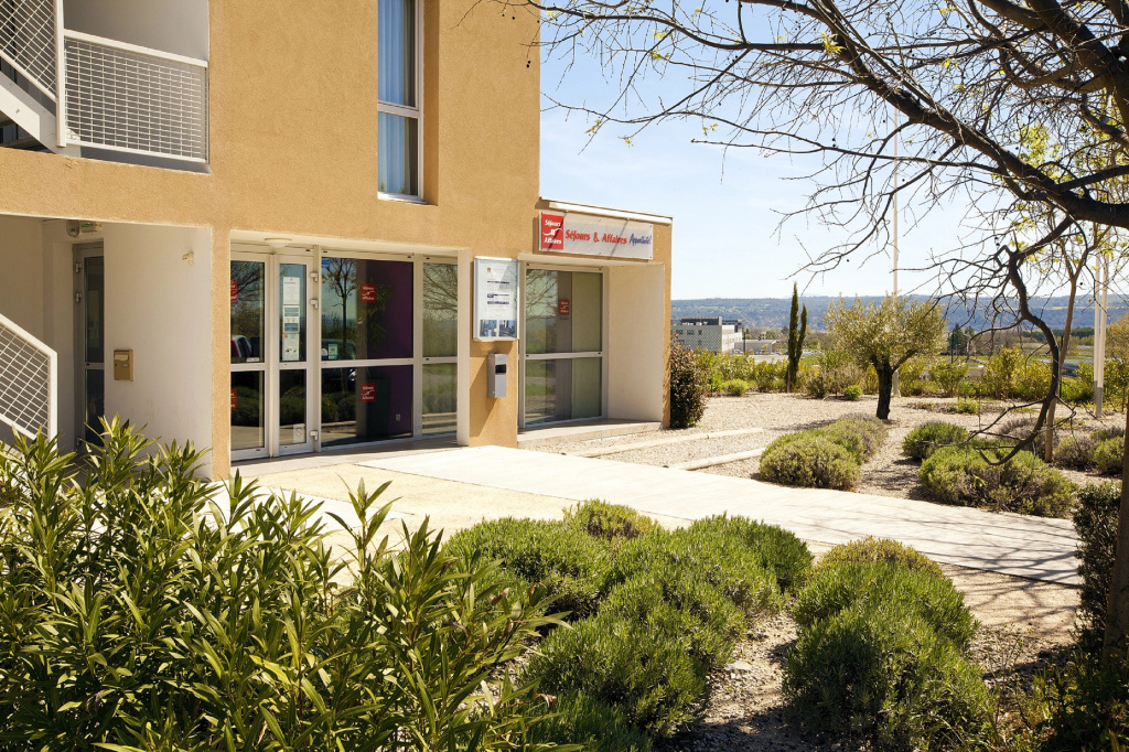 Voir la photo 1 — Sejours & Affaires Manosque Moulin Neuf