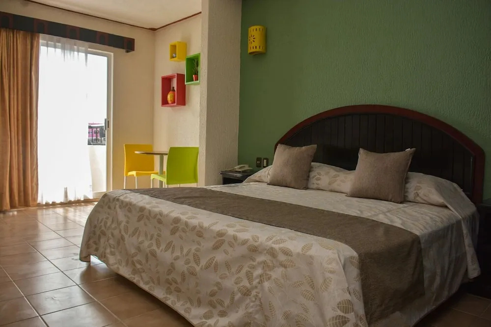 Grand room