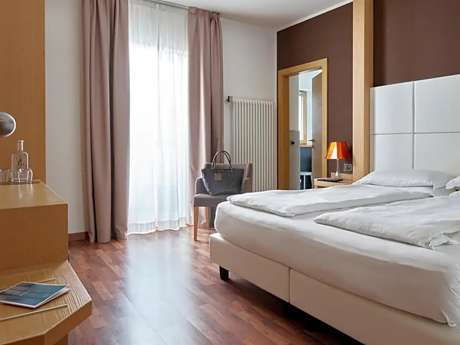 Corona Dolomites Hotel - Chambres