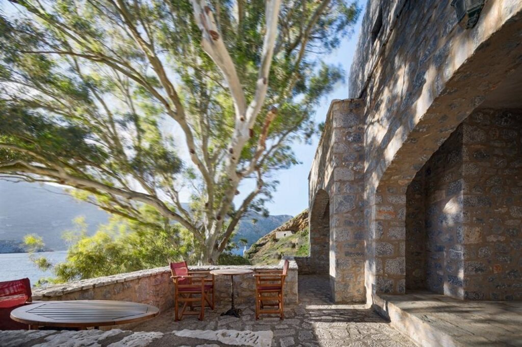 Psamathous Guesthouse by null