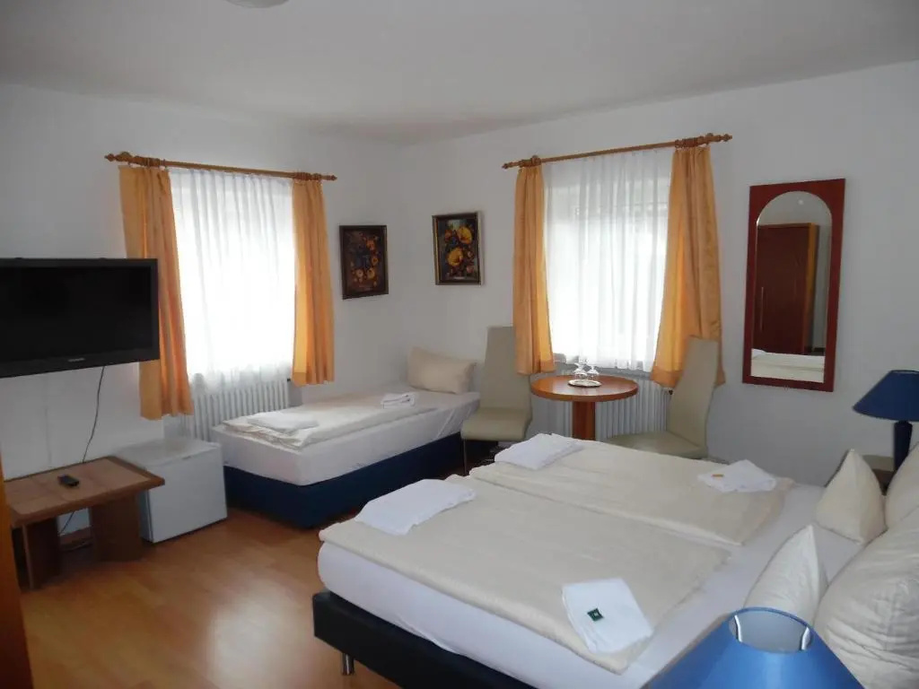 Hotel Edelweiß - Chambres