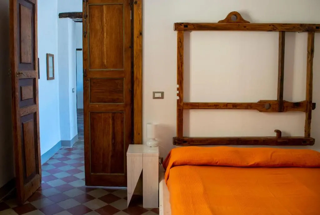 2 Bedrooms Cottage