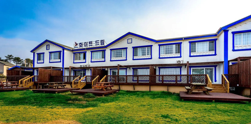 White Dream Pension - Général