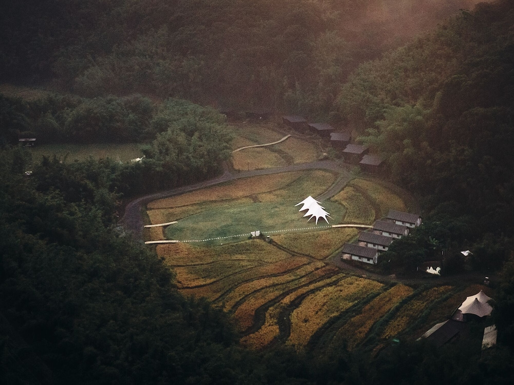 Sinye In The Valley