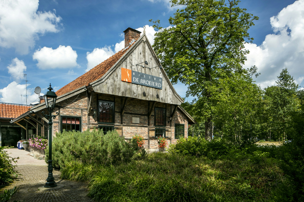 Fletcher Hotel-Restaurant De Broeierd