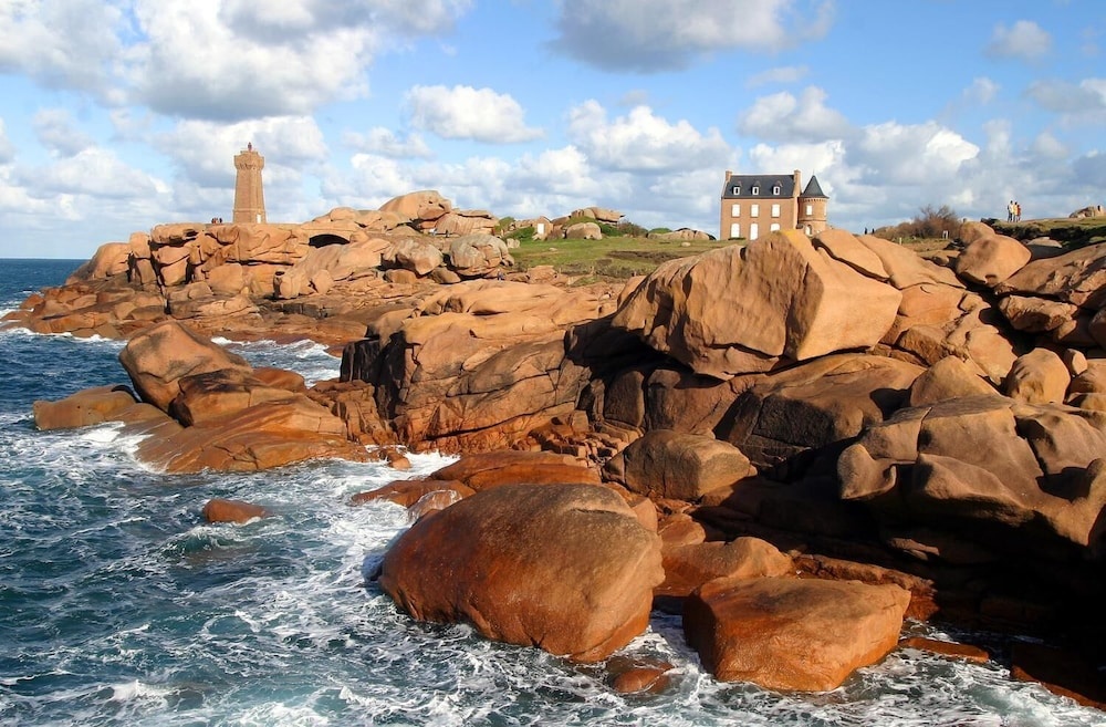 Beach & Waterfront