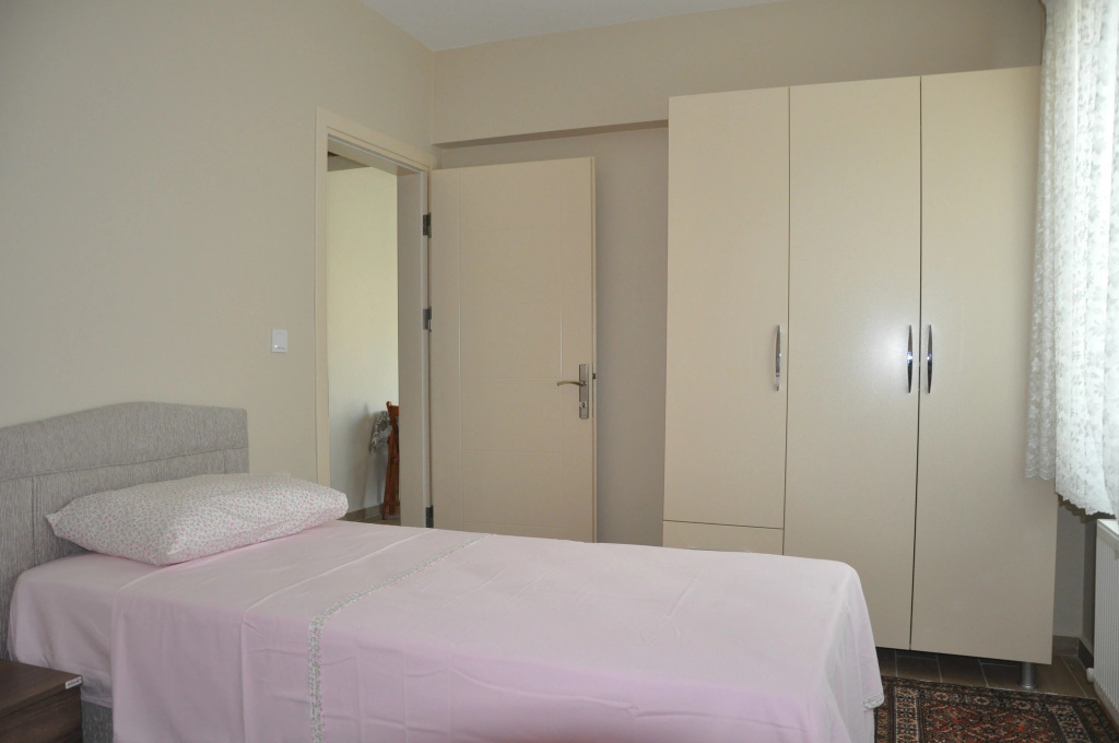 Suna Apart — 5