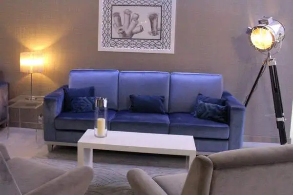 Lobby & Reception