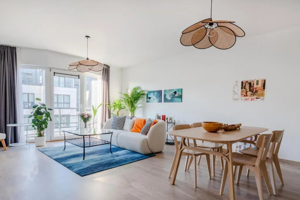 Apartment with balcony