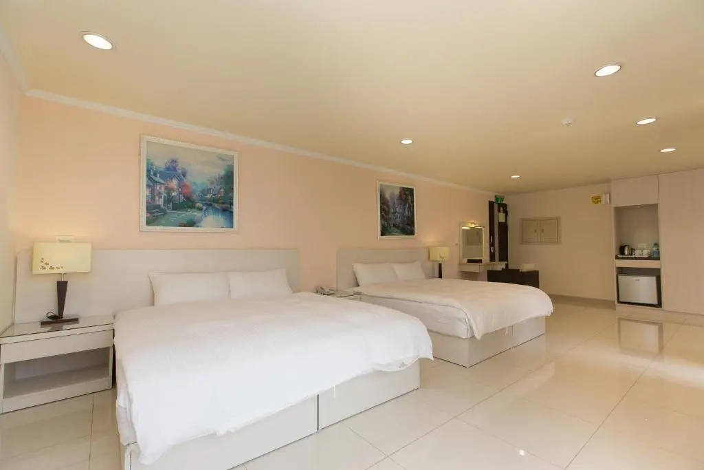F Hotel - Sanyi - Chambres