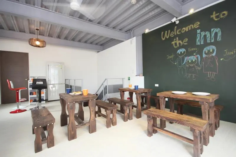 Standard Double Suite full double bed