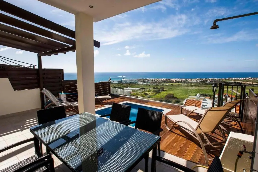Balcony & Terrace