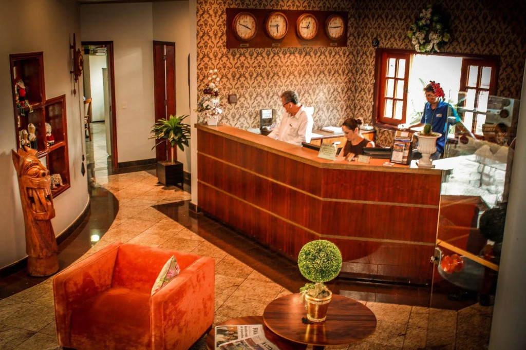 Lobby & Reception