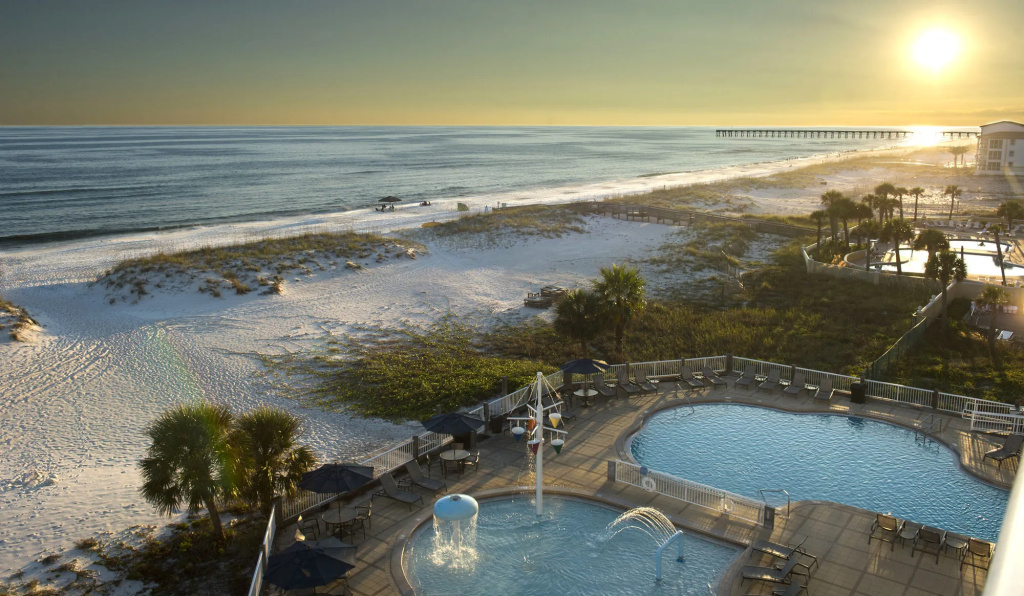 Beach & Waterfront