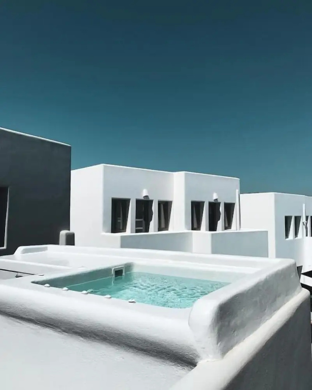 Suite with balcony