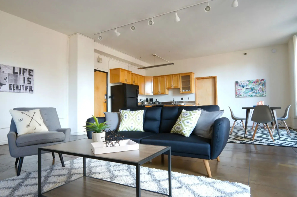Central 1Br in Dtla by Sonder