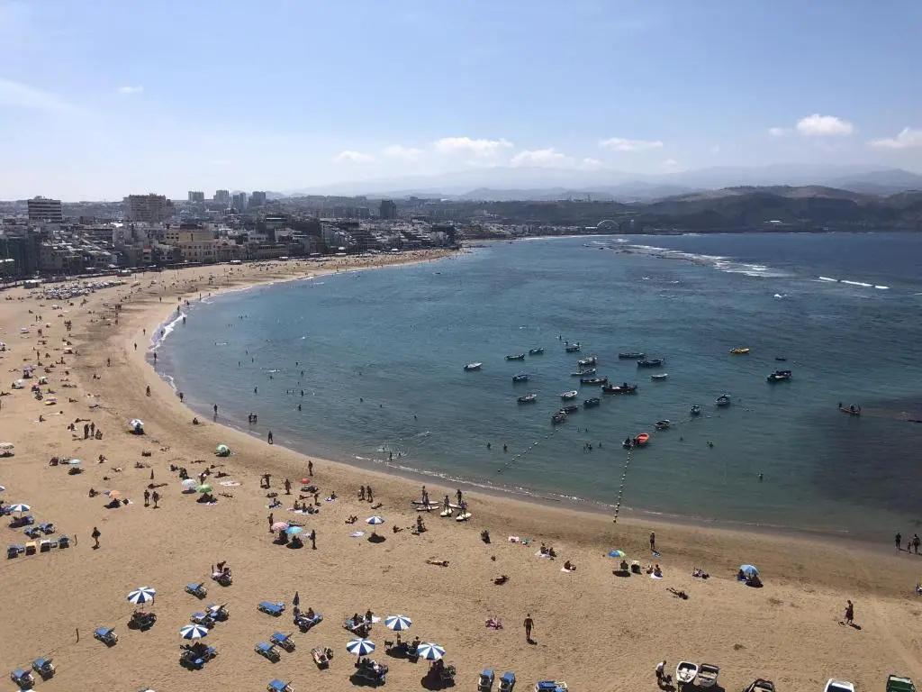 Beach & Waterfront