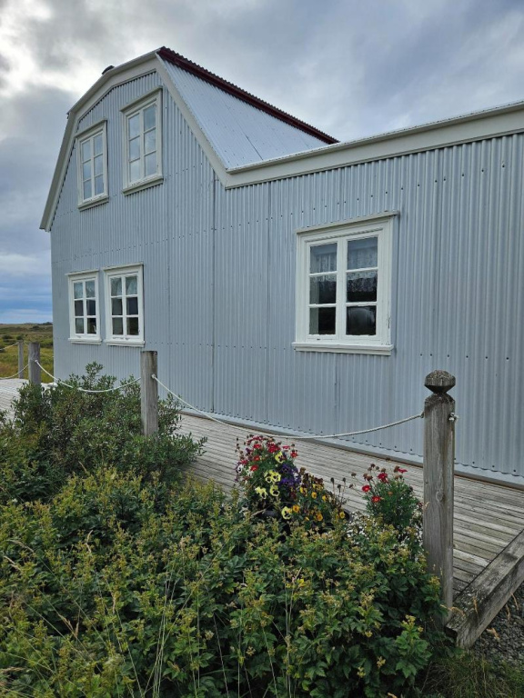 Lambalaekur Guesthouse