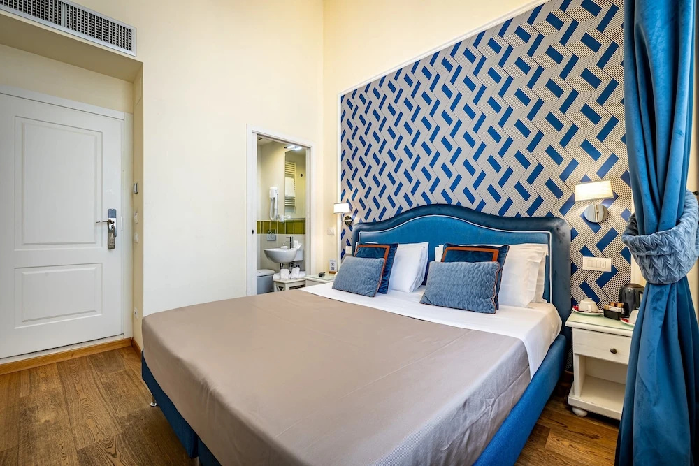 Economy room