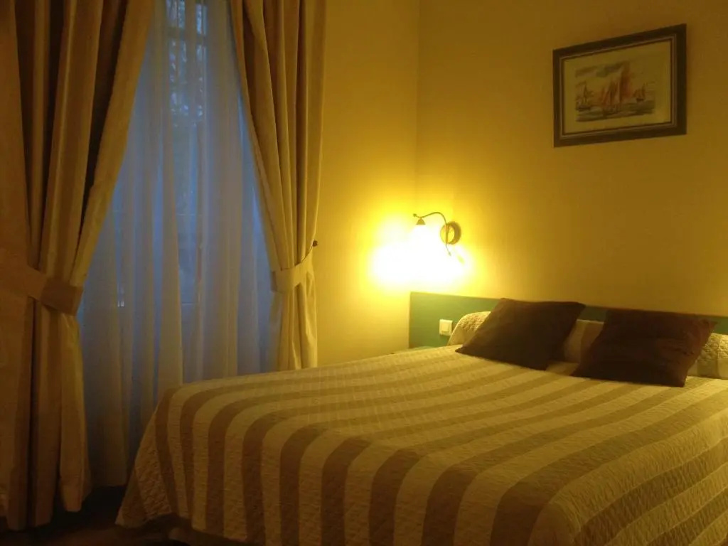 Hotel Des 3 Marches- Logis Hotel Restaurant - Chambres