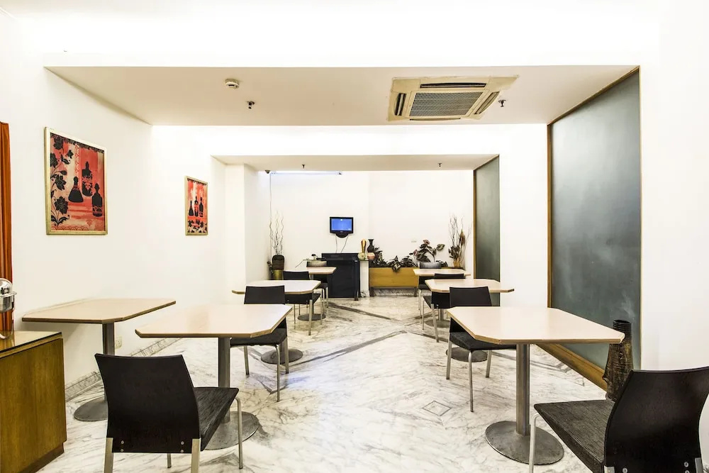 FabHotel Raj Darbar Iffco - Général