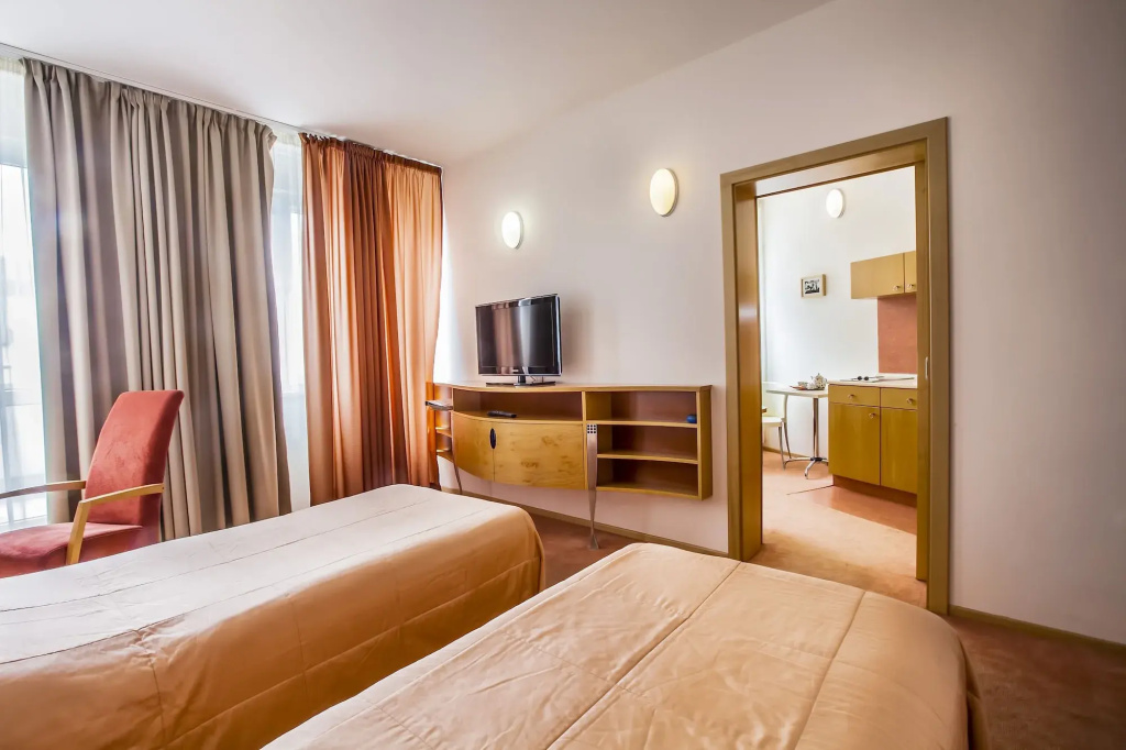 Hotel photo 7