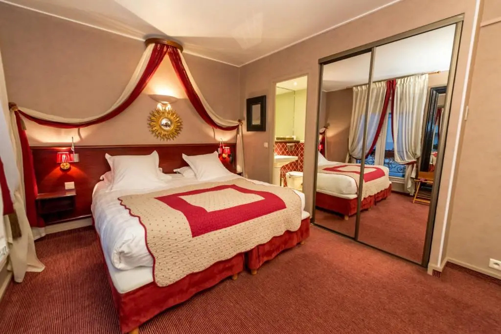 Superior Double room (full double bed)