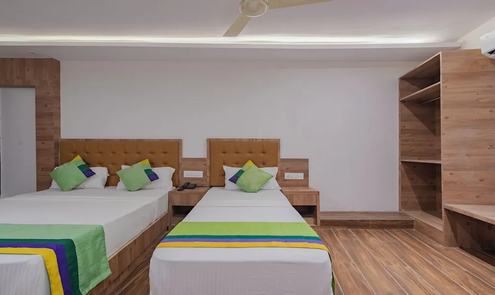 Premium Double room (full double bed)