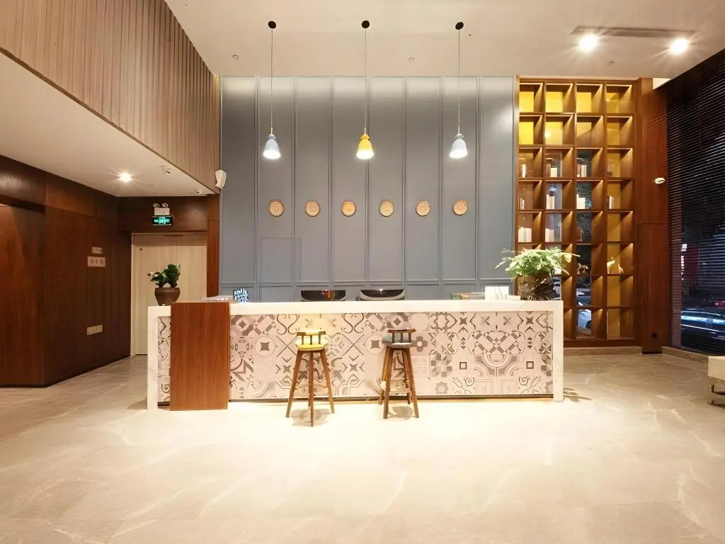 GME Hefei Sanxiaokou Chenghuang Temple Xinghua Park Hotel