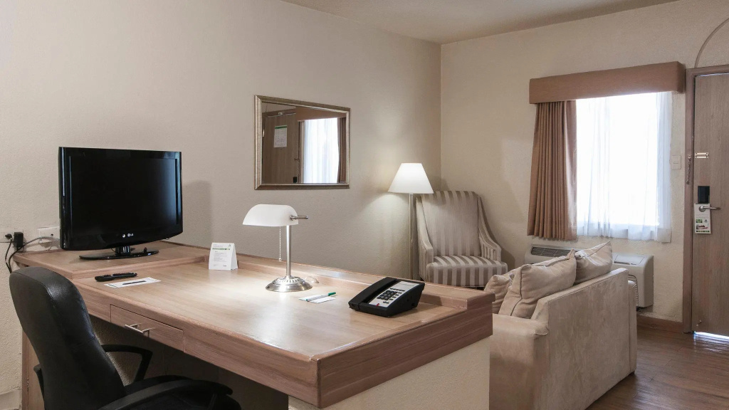 Holiday Inn & Suites Chihuahua Expo - Chambres