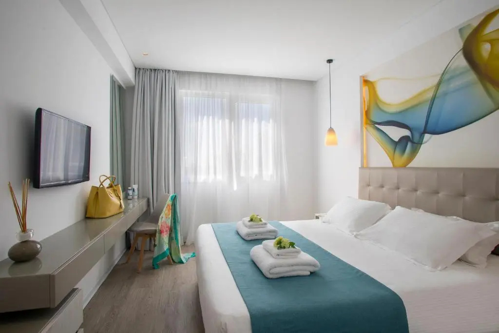 Anemi Hotel & Suites - Chambres